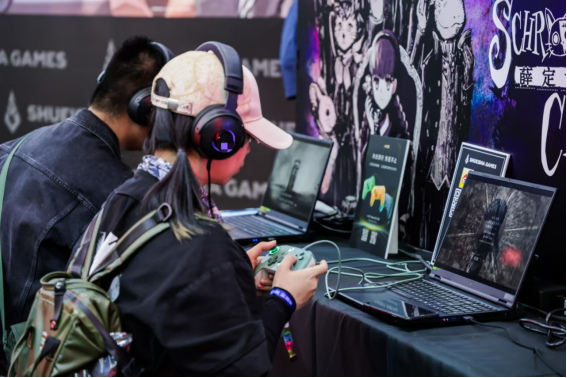 “战神天团”嘉年华北京站亮相 宏基游戏