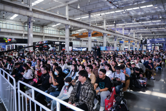 “战神天团”嘉年华北京站亮相 宏基游戏